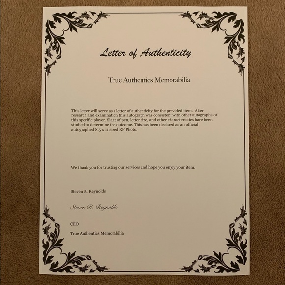 Tom Brady Autographed Photo New England Patriots - Picture 2 of 2